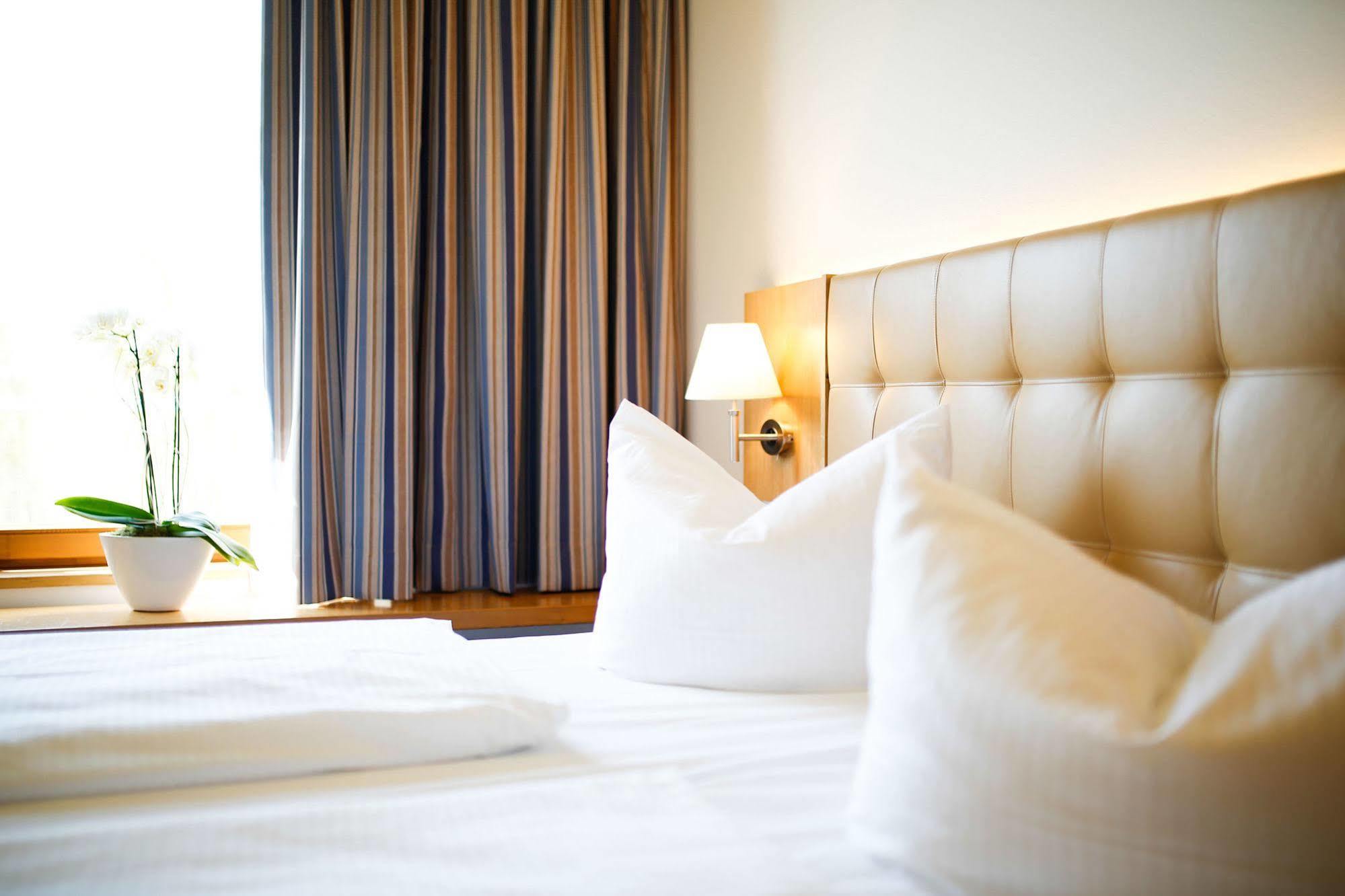 Ostseehotel Dierhagen Εξωτερικό φωτογραφία
